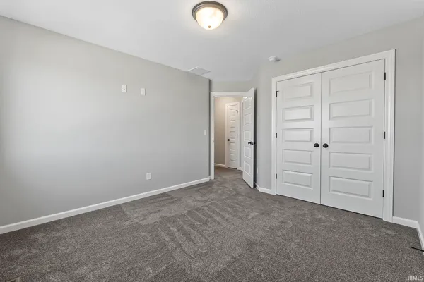 $379,900 | 805 Zenos Boulevard, Fort Wayne, IN 46818