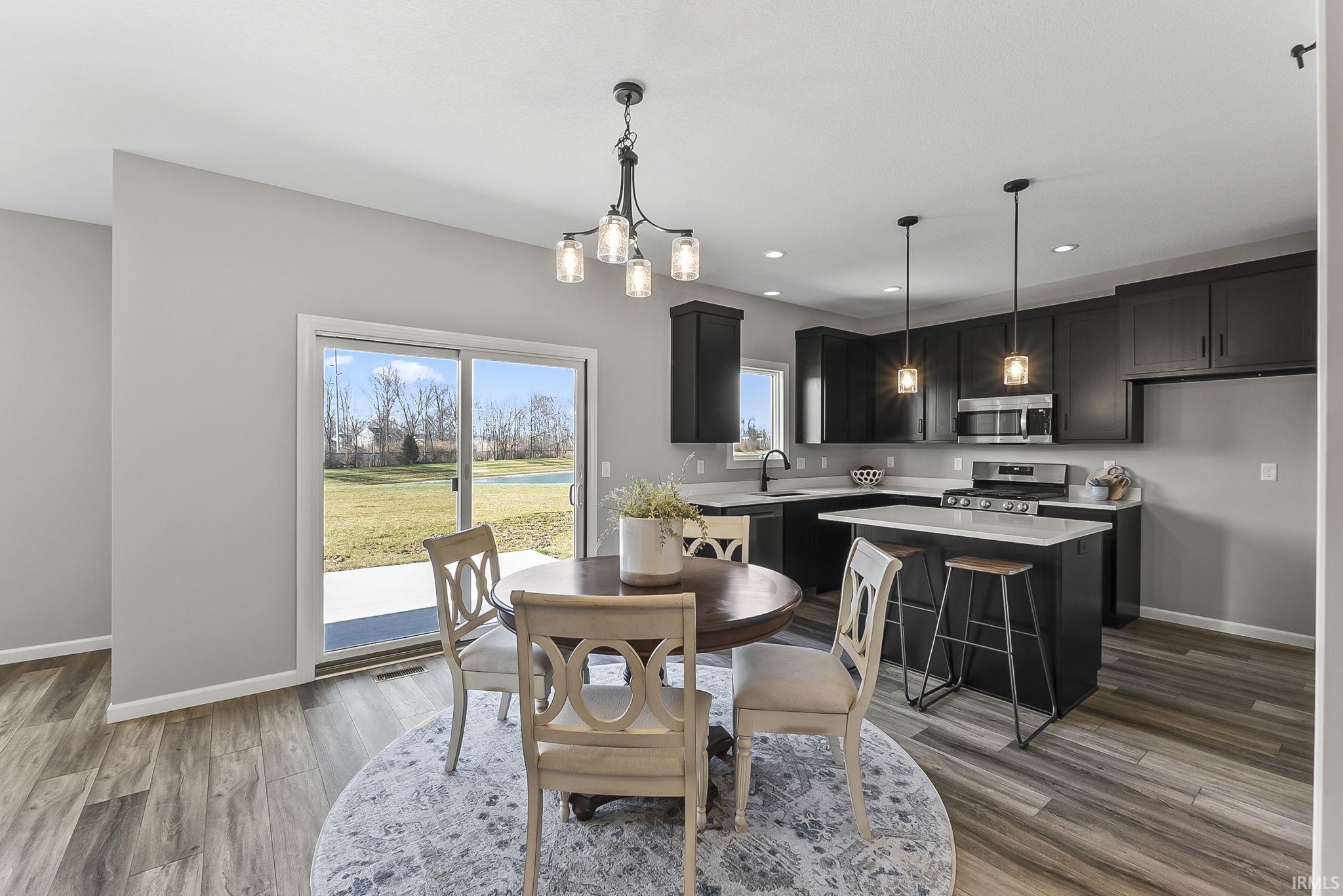 805 Zenos Boulevard Fort Wayne, IN 46818 - Photo 4 of 36