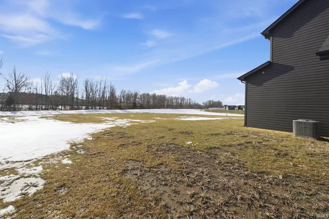 $379,900 | 805 Zenos Boulevard, Fort Wayne, IN 46818