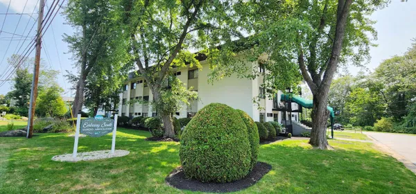 $350,000 | 467 High Street, Unit 10, Hampton, NH 03842