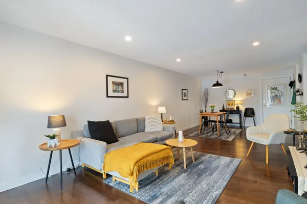 $350,000 | 467 High Street, Unit 10, Hampton, NH 03842