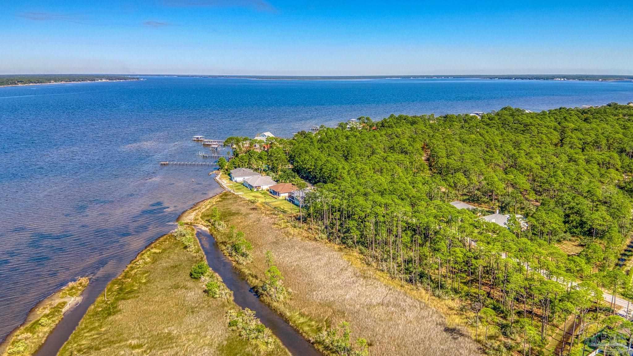 5426 North Shore Road Pensacola, FL 32507 - Photo 34 of 53 Gallery Image 34
