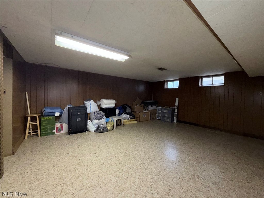 1372 Churchill Road Lyndhurst, OH 44124 - Photo 14 of 17
