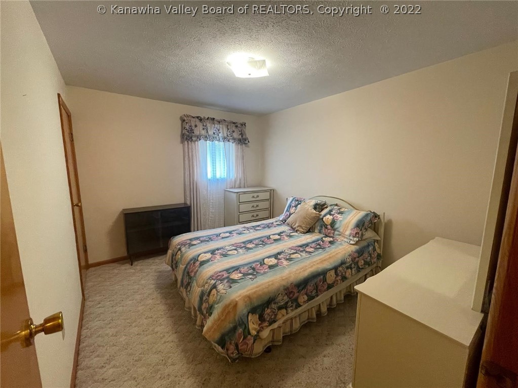 110 Lynn Circle Ripley, WV 25271 - Photo 7 of 39 Gallery Image 7