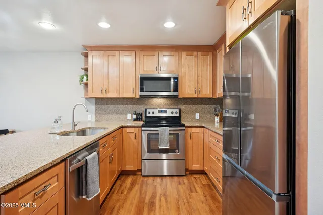 $1,300,000 | 760 West Beaver Creek Boulevard, Unit 202, Avon, CO 81620