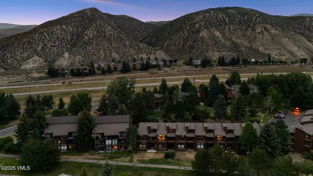 $1,300,000 | 760 West Beaver Creek Boulevard, Unit 202, Avon, CO 81620