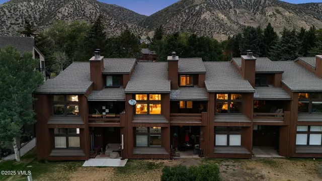 $1,300,000 | 760 West Beaver Creek Boulevard, Unit 202, Avon, CO 81620