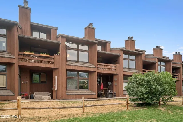 $1,300,000 | 760 West Beaver Creek Boulevard, Unit 202, Avon, CO 81620