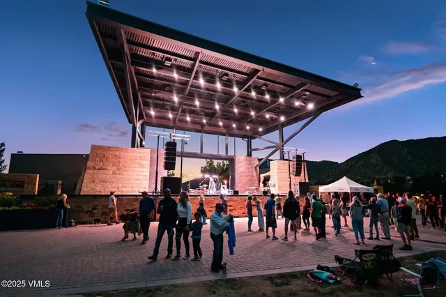 $1,250,000 | 760 West Beaver Creek Boulevard, Unit 202, Avon, CO 81620