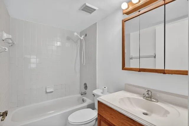 $119,900 | 188 Southeast Village Drive, Unit 188, Port St. Lucie, FL 34952