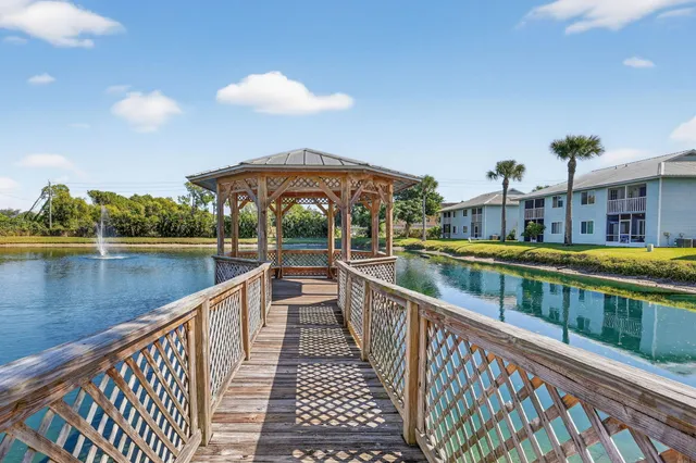 $119,900 | 188 Southeast Village Drive, Unit 188, Port St. Lucie, FL 34952