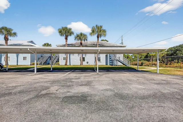 $119,900 | 188 Southeast Village Drive, Unit 188, Port St. Lucie, FL 34952