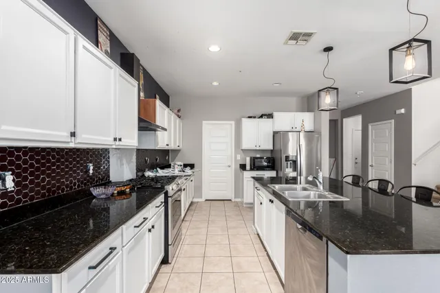 $429,990 | 37178 El Morro Trail, San Tan Valley, AZ 85140