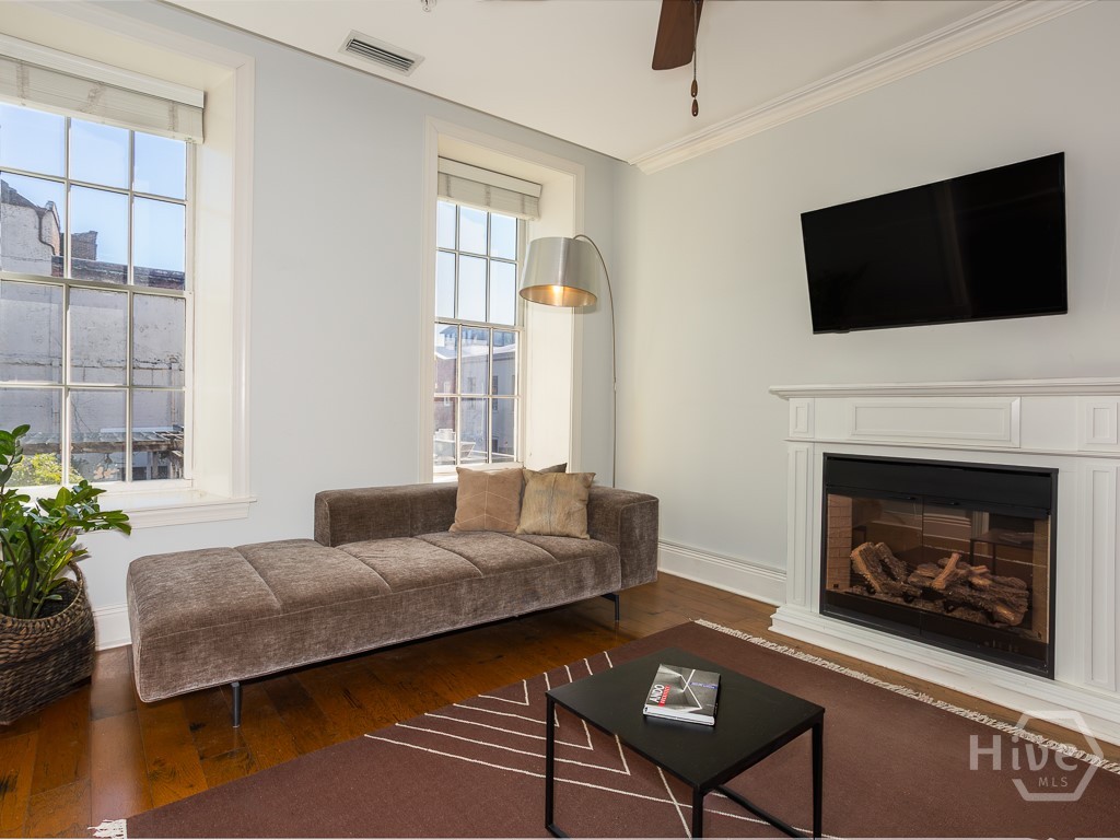 5 Whitaker Street, Unit 202E Savannah, GA 31401 - Photo 20 of 36