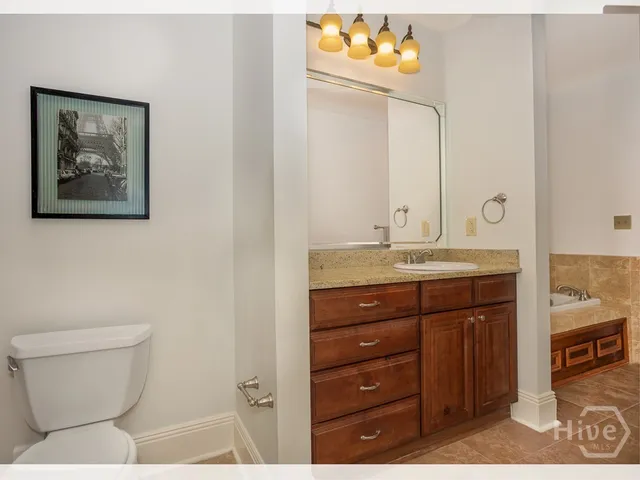 $490,000 | 5 Whitaker Street, Unit 202E, Savannah, GA 31401