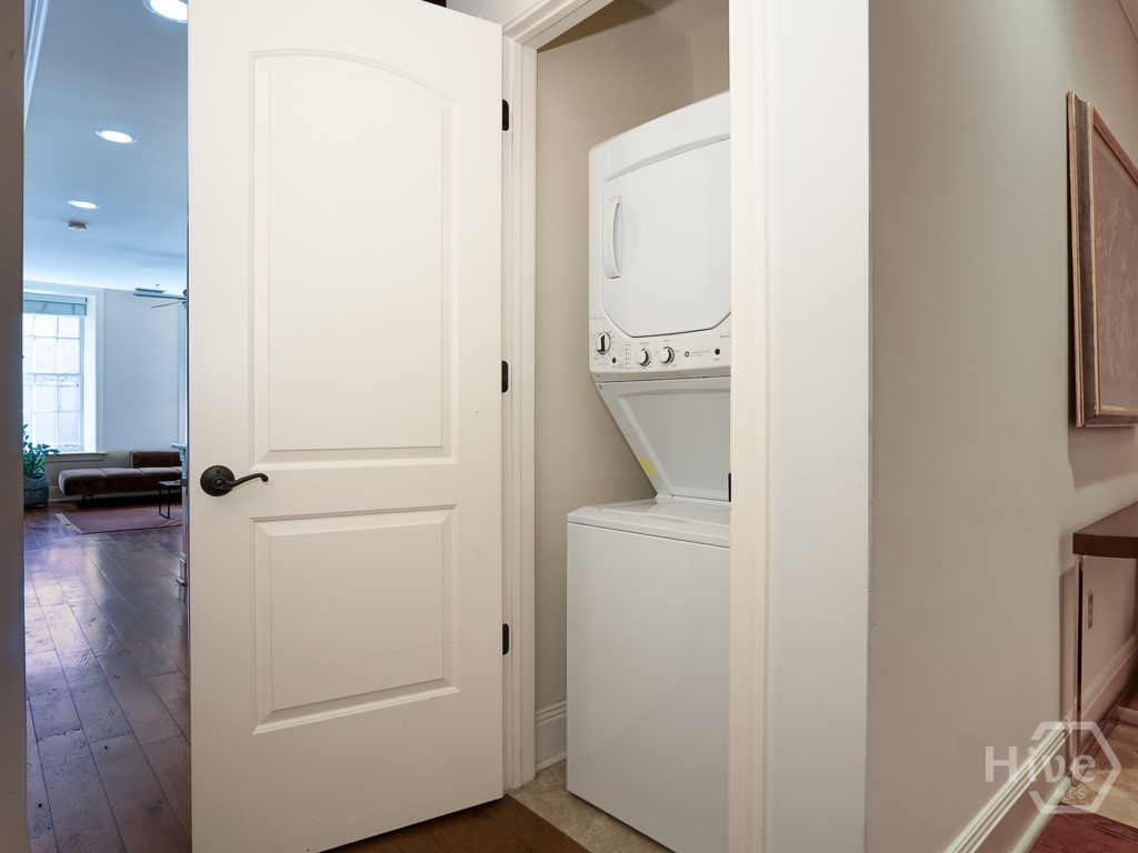 5 Whitaker Street, Unit 202E Savannah, GA 31401 - Photo 29 of 36