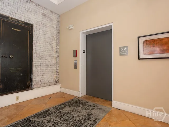 $490,000 | 5 Whitaker Street, Unit 202E, Savannah, GA 31401