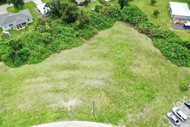 $399,000 | 2633 Magdalina Drive, Punta Gorda, FL 33950