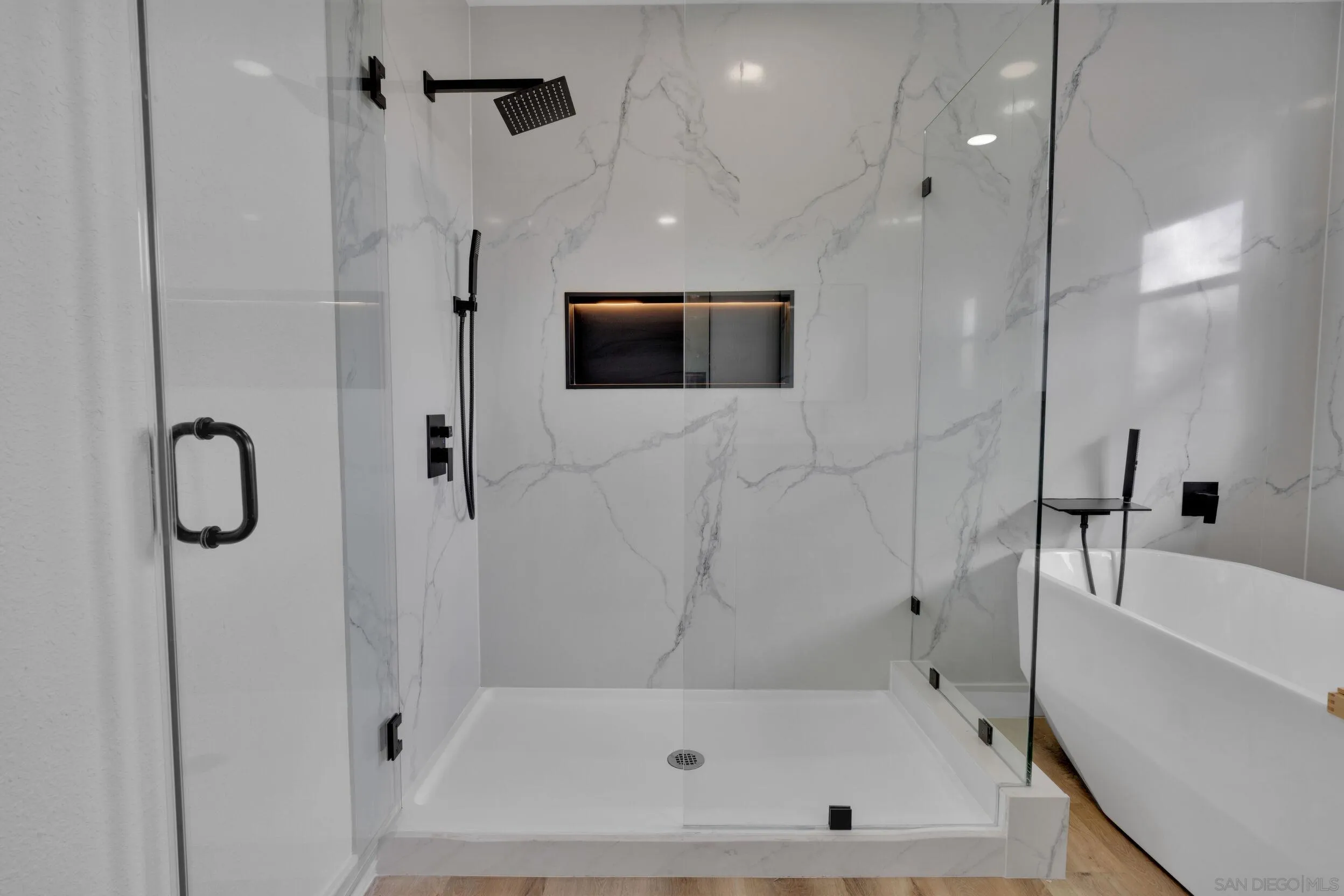 2657 Payson Drive Julian, CA 92036 - Photo 29 of 43 a bathroom with a shower a bathtub and a shower