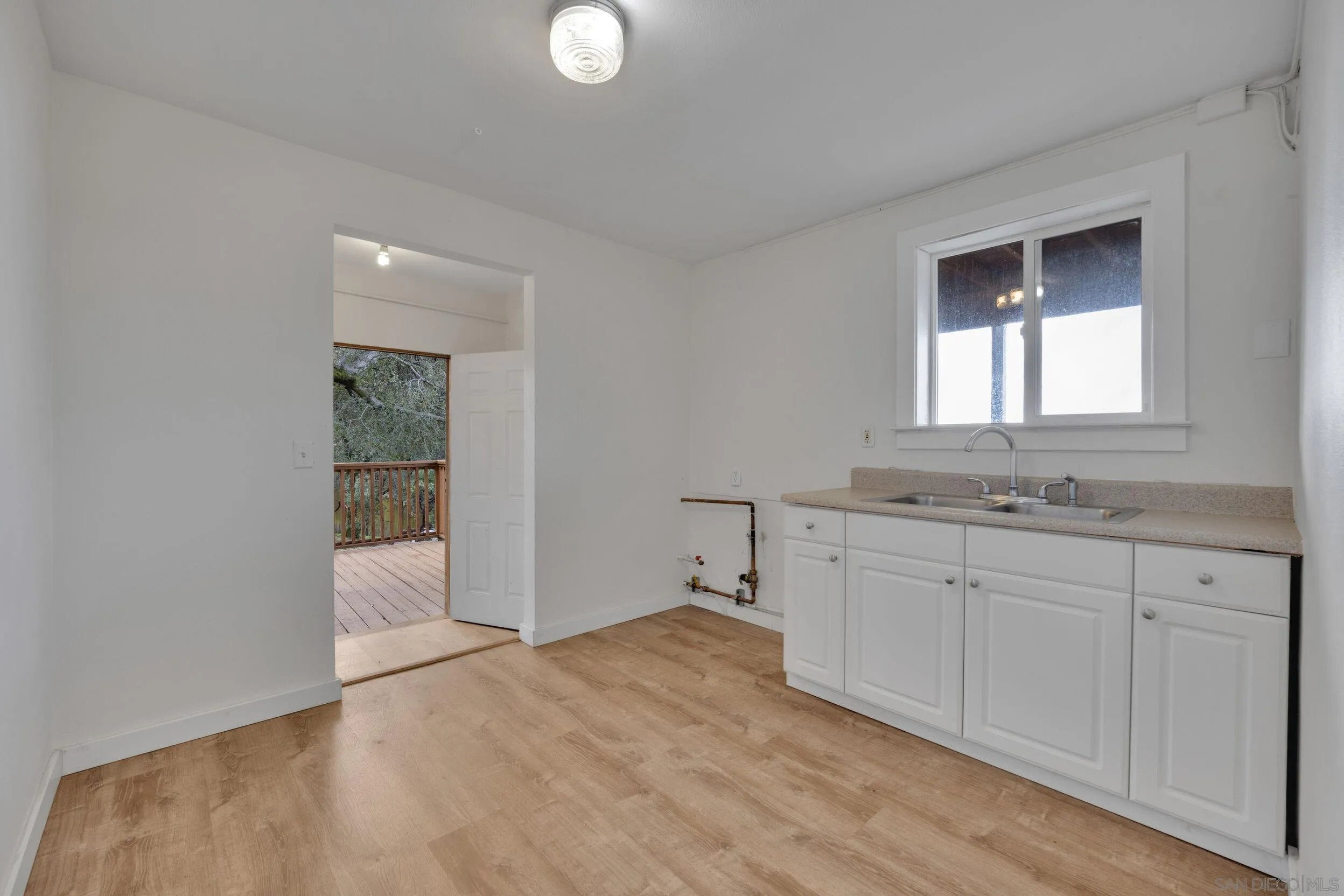 2657 Payson Drive Julian, CA 92036 - Photo 39 of 43 a bathroom with sink and mirror