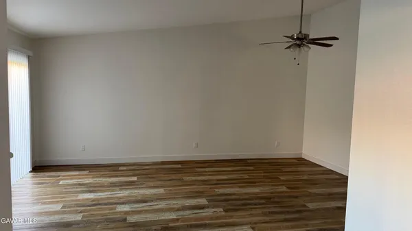 $2,990 | 37626 12th Street East, Palmdale, CA 93550