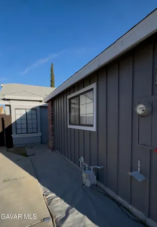 $2,990 | 37626 12th Street East, Palmdale, CA 93550