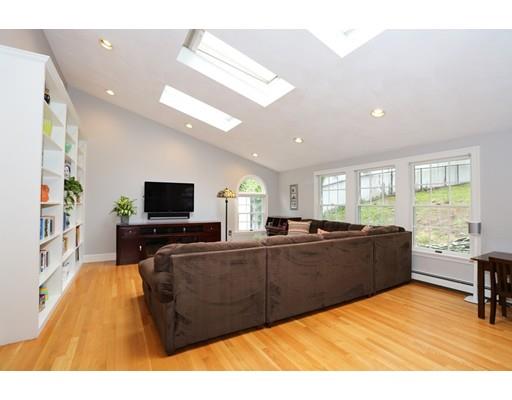 52 Holmes Street Needham, MA 02492 - Photo 11 of 31 Gallery Image 11
