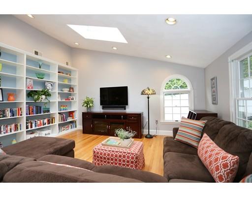 52 Holmes Street Needham, MA 02492 - Photo 12 of 31 Gallery Image 12