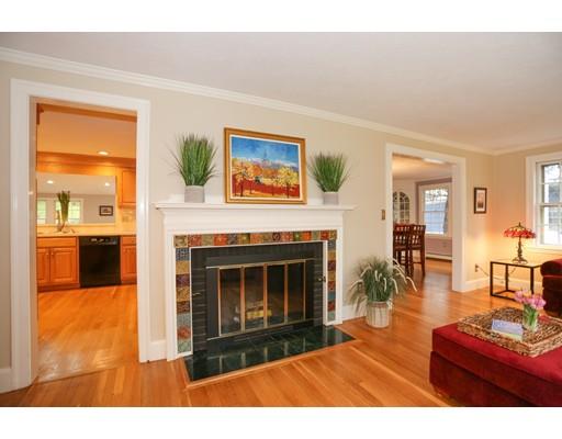 52 Holmes Street Needham, MA 02492 - Photo 4 of 31 Gallery Image 4
