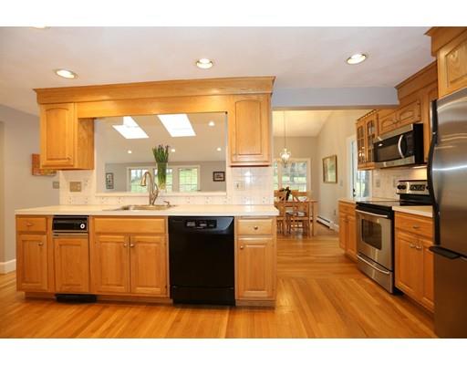 52 Holmes Street Needham, MA 02492 - Photo 5 of 31 Gallery Image 5