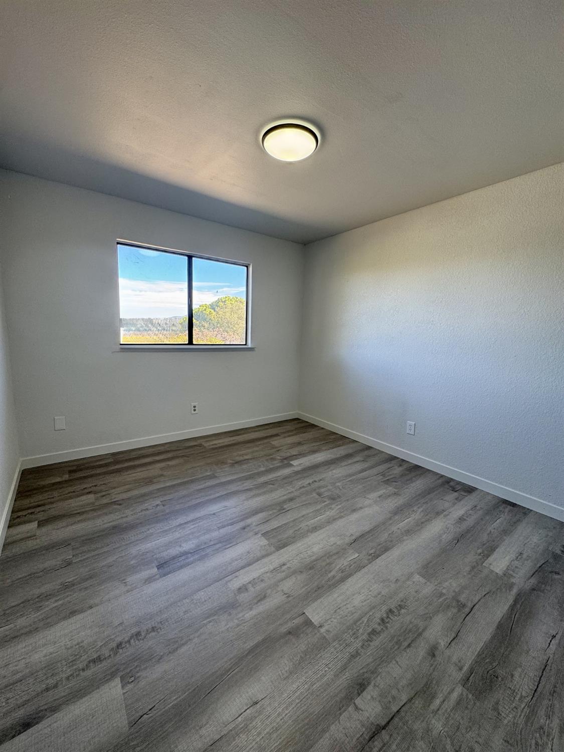 31660 Apache Road Coarsegold, CA 93614 - Photo 5 of 14 Gallery Image 5