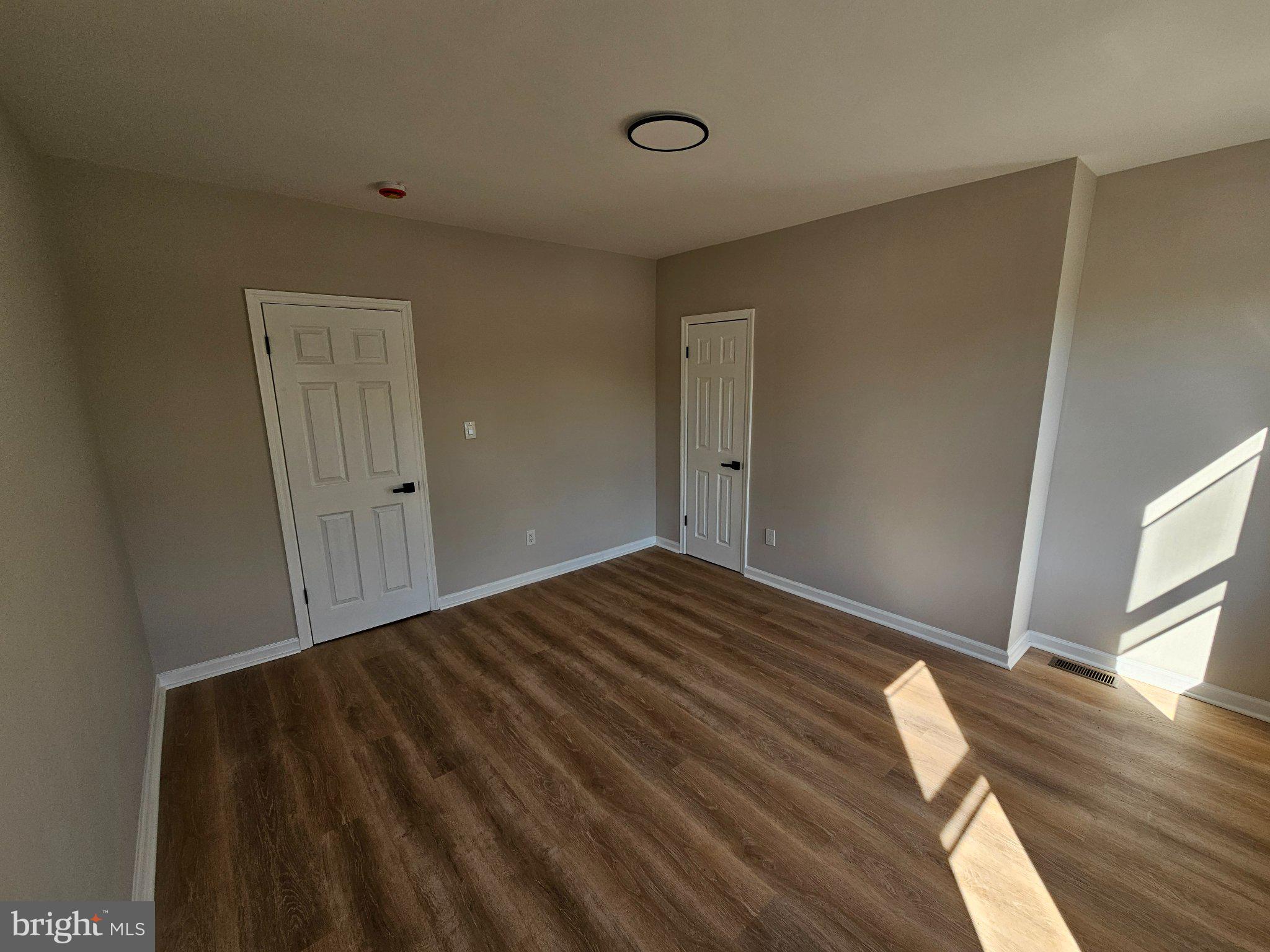 323 Rutherford Avenue Trenton, NJ 08618 - Photo 14 of 19