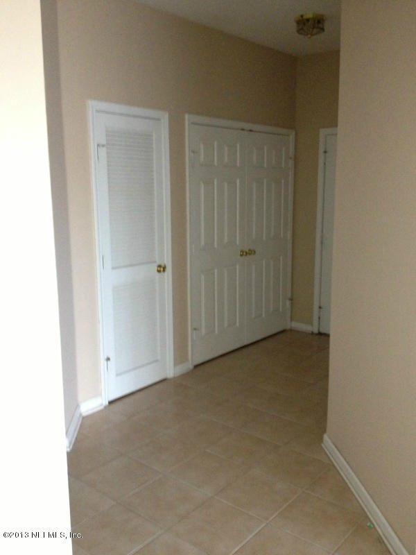 7990 Baymeadows Road East, Unit 426 Jacksonville, FL 32256 - Photo 8 of 14 a view of an empty room