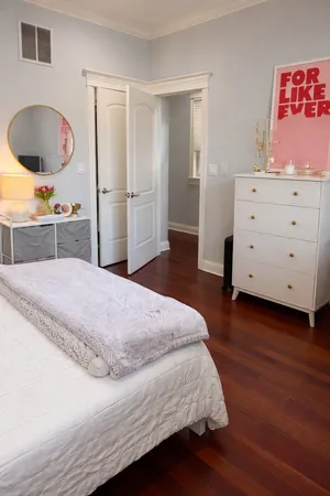 $3,800 | 1041 West Grace Street, Unit 2, Chicago, IL 60613