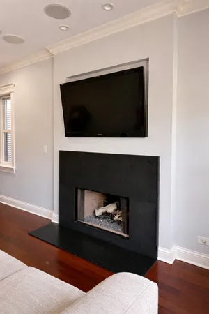 $3,800 | 1041 West Grace Street, Unit 2, Chicago, IL 60613