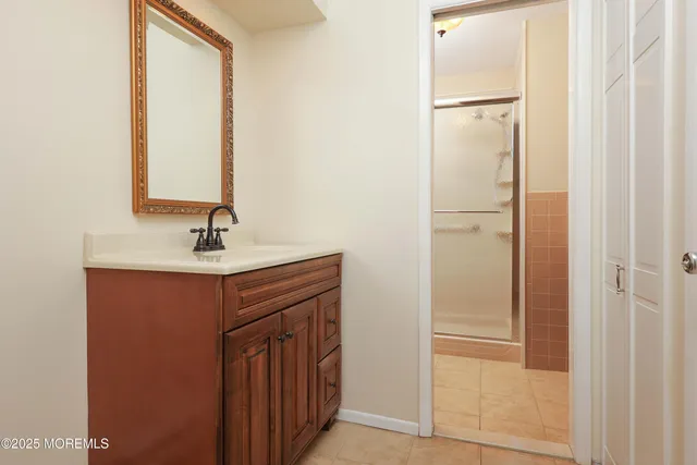 $399,000 | 109 Lexington Court, Red Bank, NJ 07701