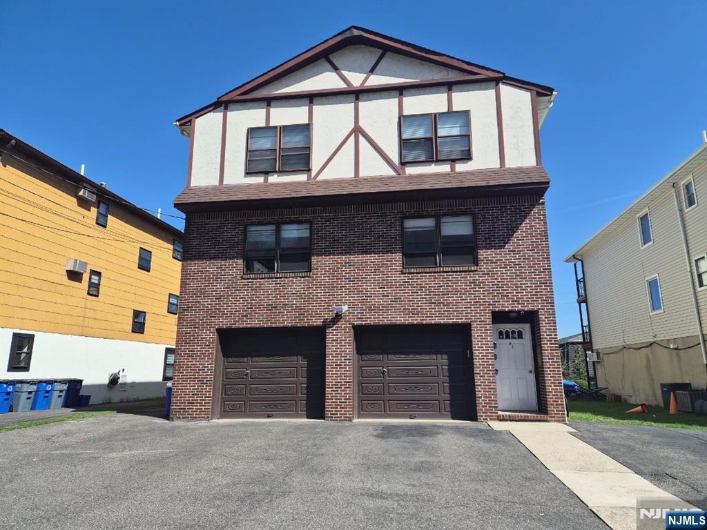 91 Myrtle Avenue, Unit 1 Edgewater, NJ 07020 - Photo 1 of 12