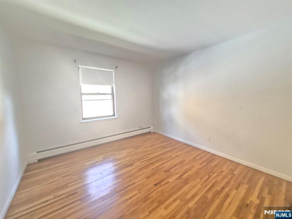 91 Myrtle Avenue, Unit 1 Edgewater, NJ 07020 - Photo 6 of 12