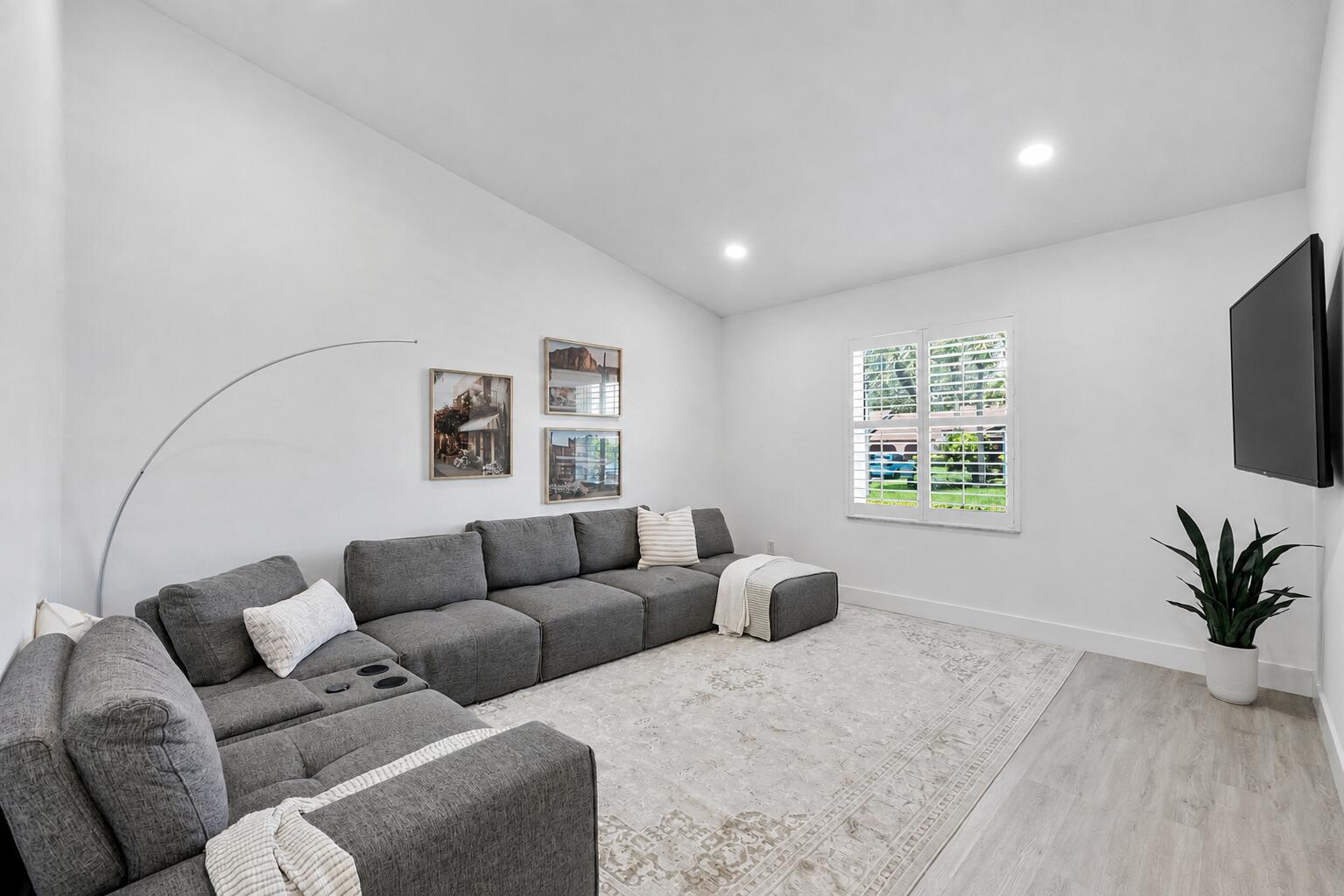23284 Southwest 53rd Avenue, Unit D Boca Raton, FL 33433 - Photo 2 of 24 Living Room