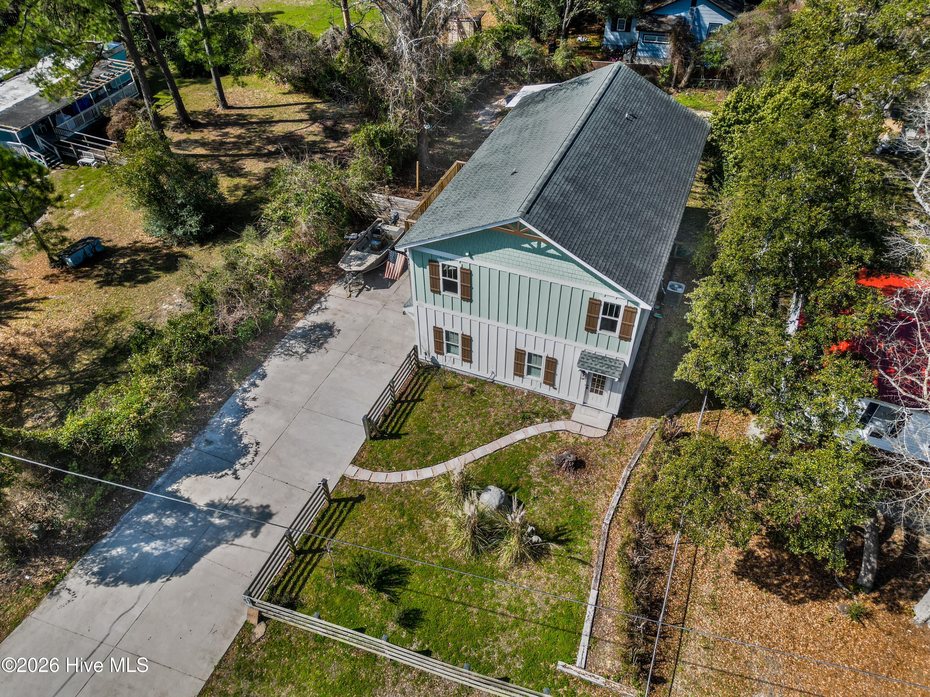 101 North Seaview Road Wilmington, NC 28409 - Photo 2 of 31 101_N_Seaview_MLS-31