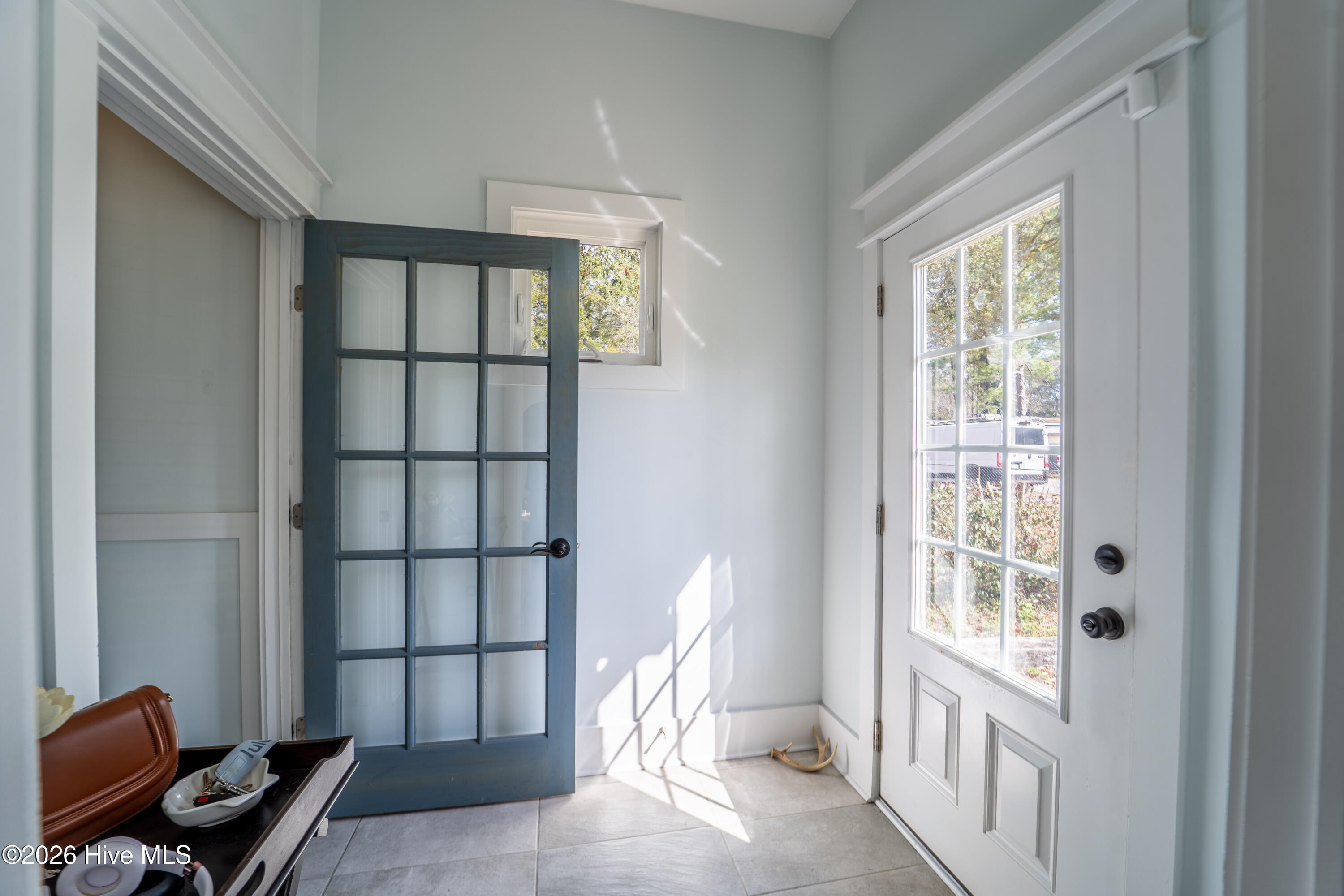 101 North Seaview Road Wilmington, NC 28409 - Photo 3 of 31 101_N_Seaview_MLS-11