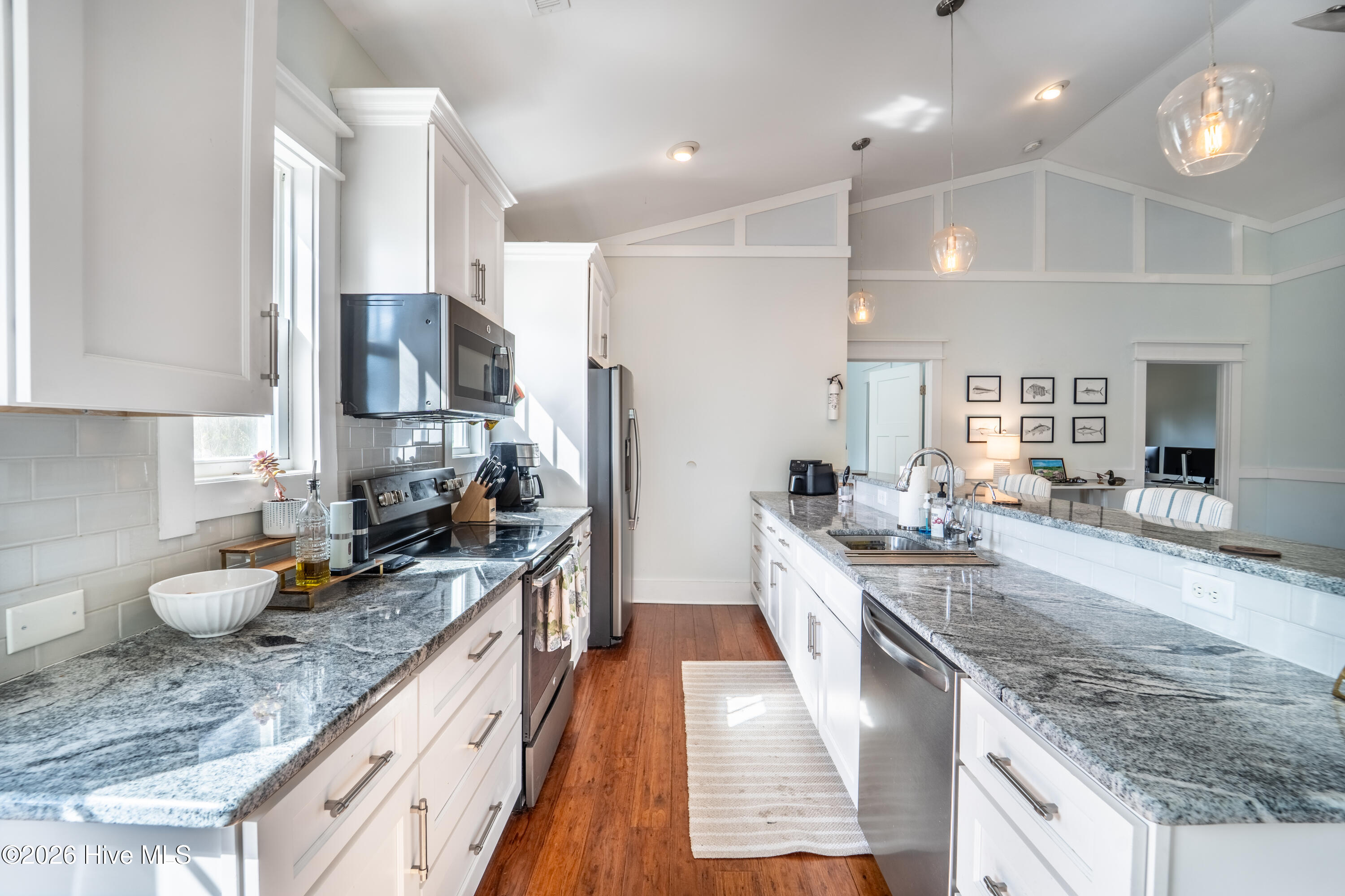 101 North Seaview Road Wilmington, NC 28409 - Photo 8 of 31 101_N_Seaview_MLS-19