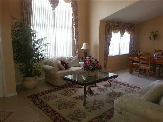 3261 Overlook Road Davie, FL 33328 - Photo 11 of 12 Living Room