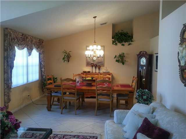 3261 Overlook Road Davie, FL 33328 - Photo 3 of 12 Dining Room