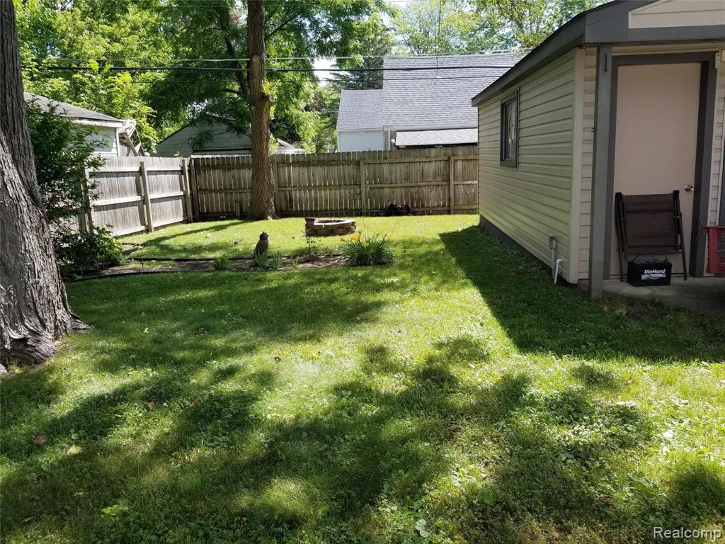19364 Inkster Road Redford, MI 48240 - Photo 19 of 21