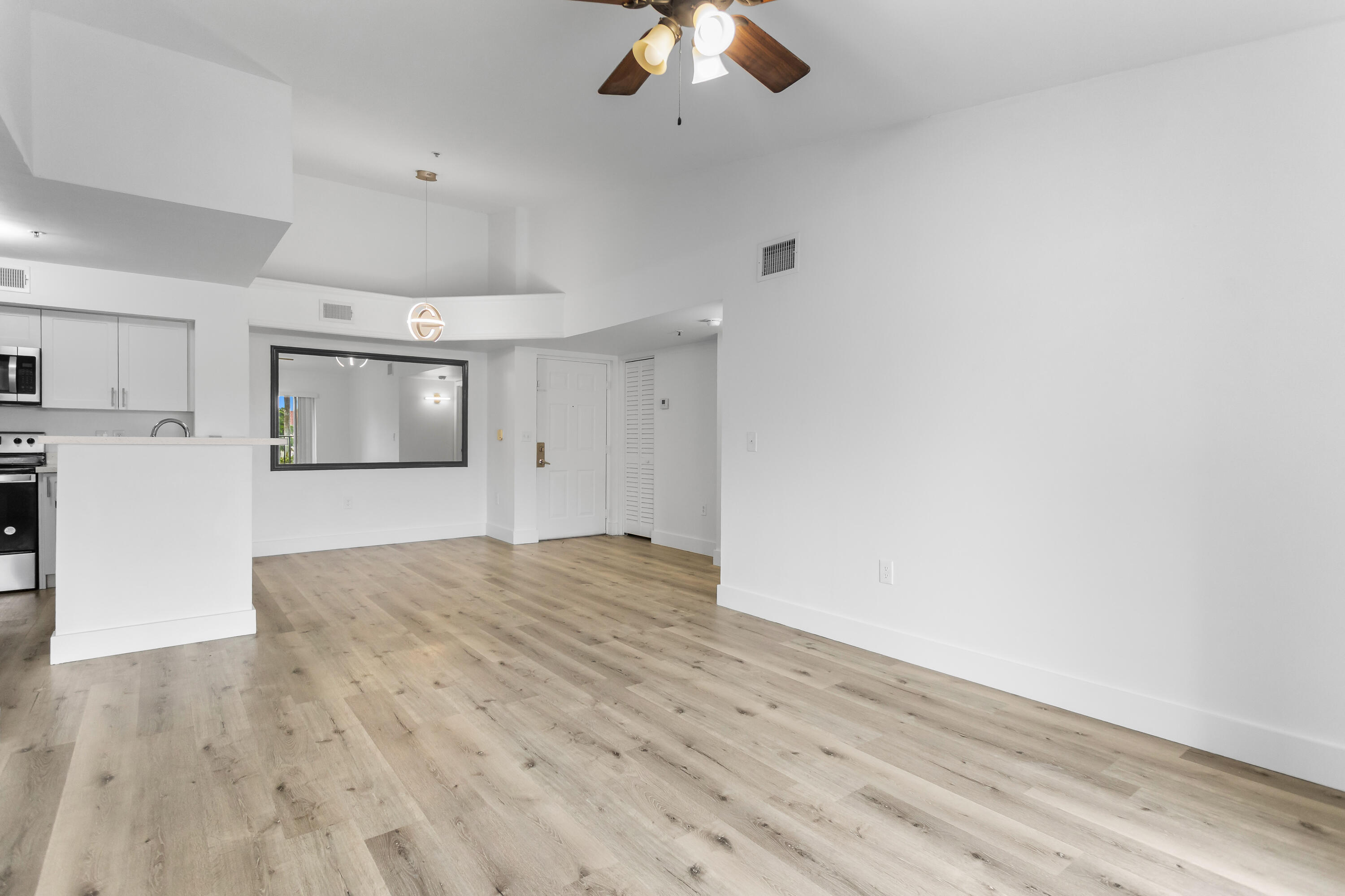 2113 Renaissance Boulevard, Unit 306 Miramar, FL 33025 - Photo 8 of 59 585A8927