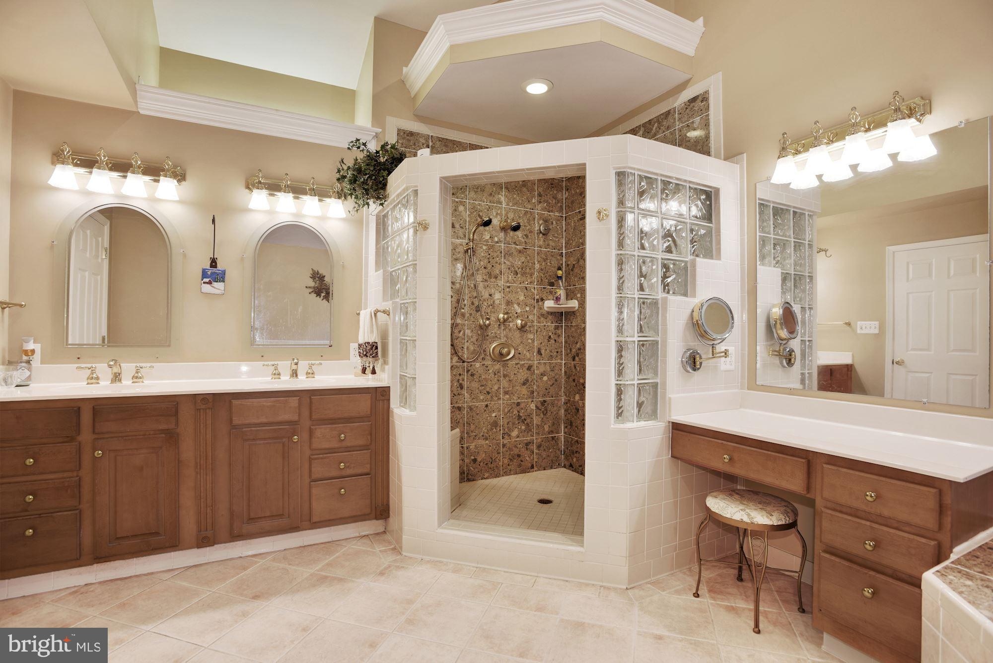 1448 Kingsvale Circle Herndon, VA 20170 - Photo 26 of 40