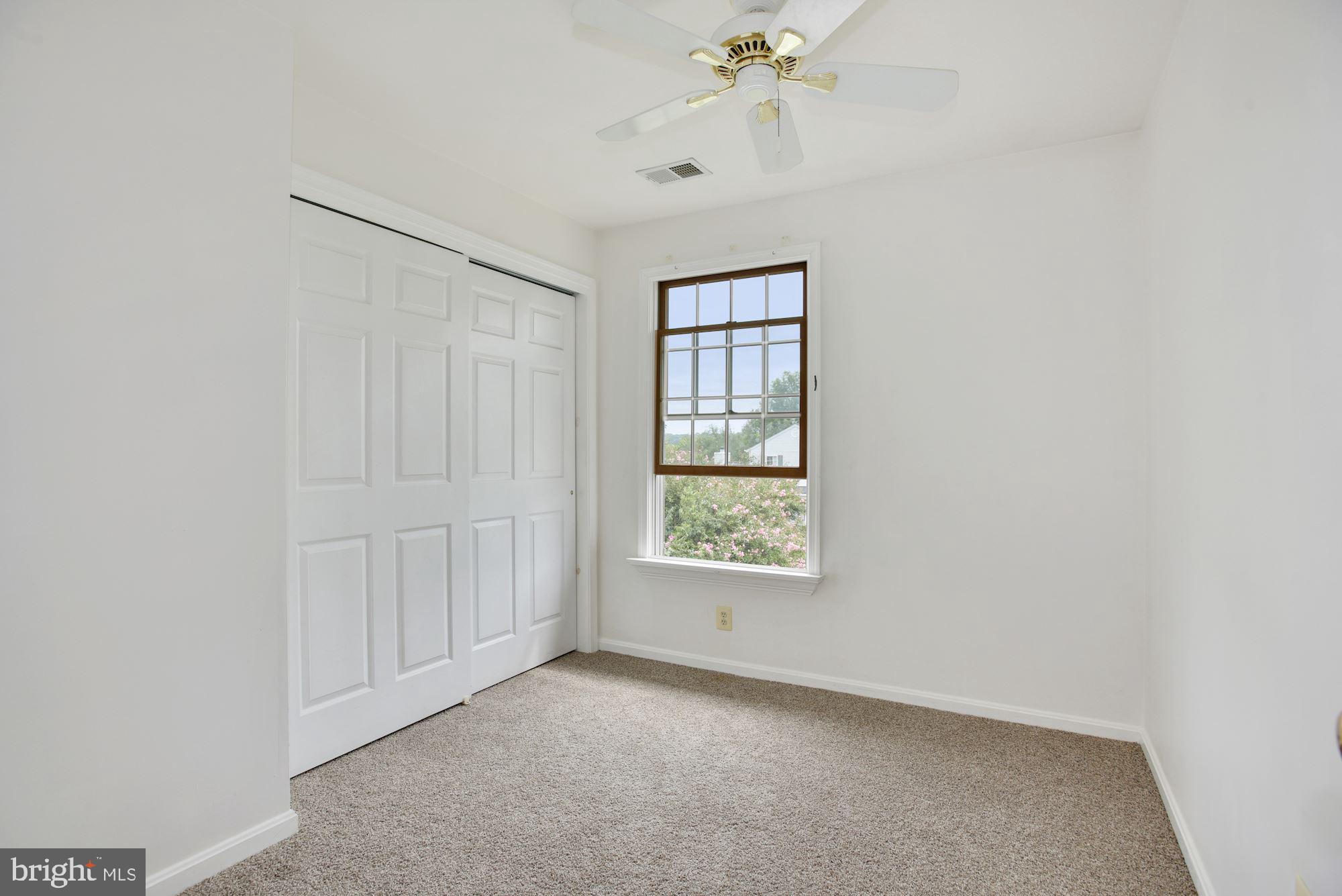 1448 Kingsvale Circle Herndon, VA 20170 - Photo 29 of 40