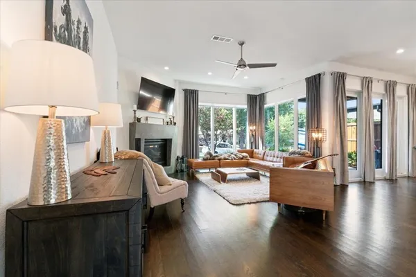 $1,055,000 | 5135 Vickery Boulevard, Unit A, Dallas, TX 75206