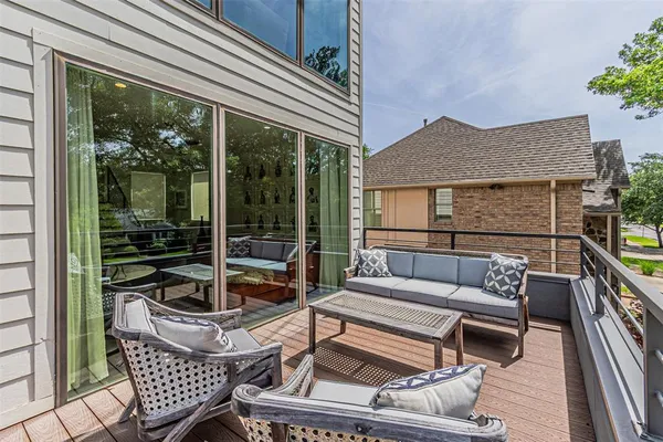 $1,055,000 | 5135 Vickery Boulevard, Unit A, Dallas, TX 75206